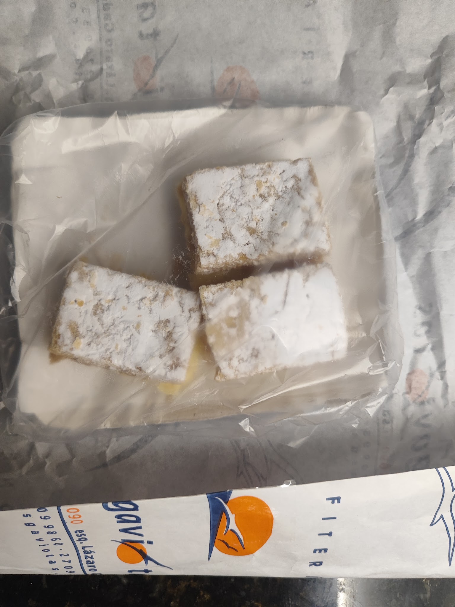 Las Gaviotas, Confitería