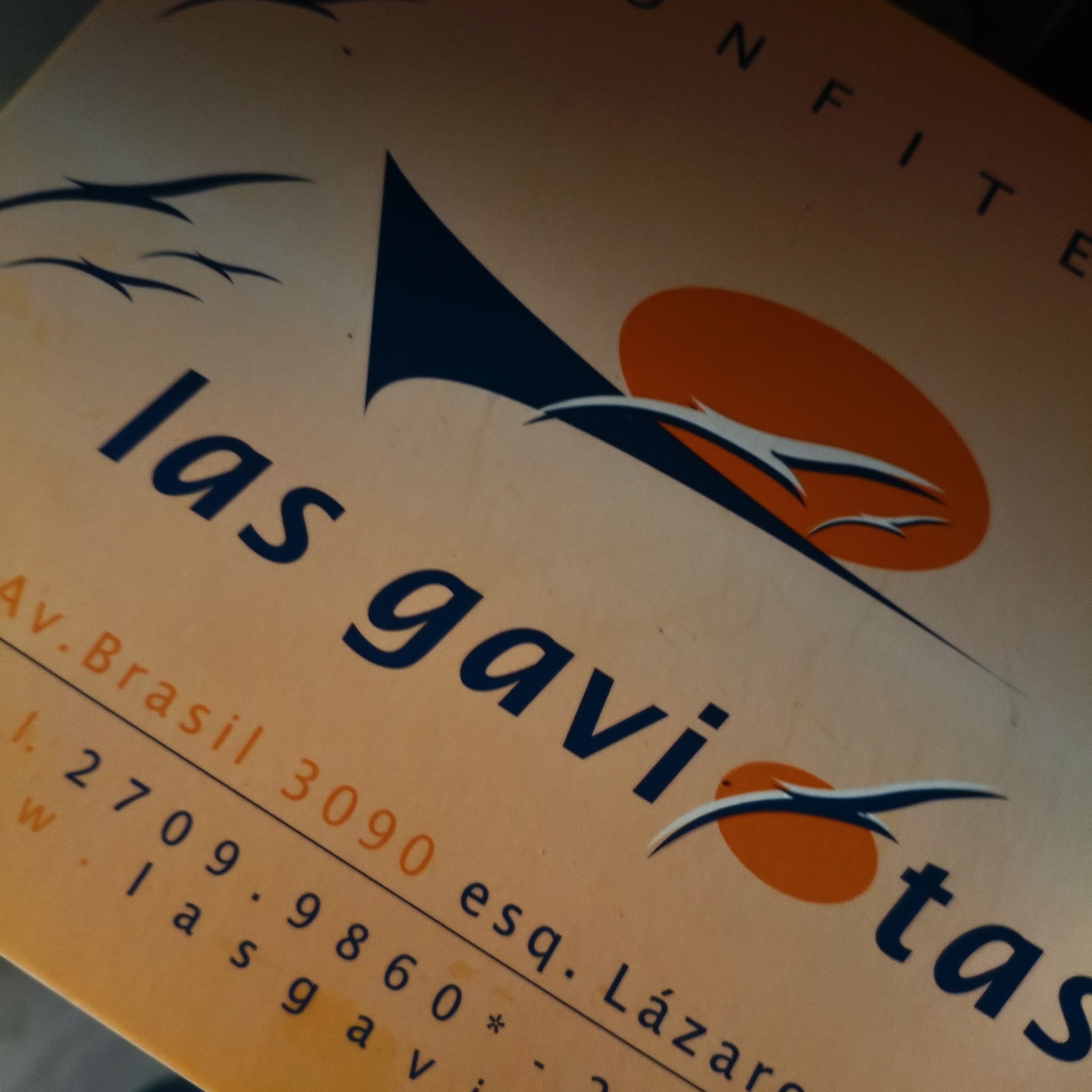 Las Gaviotas, Confitería