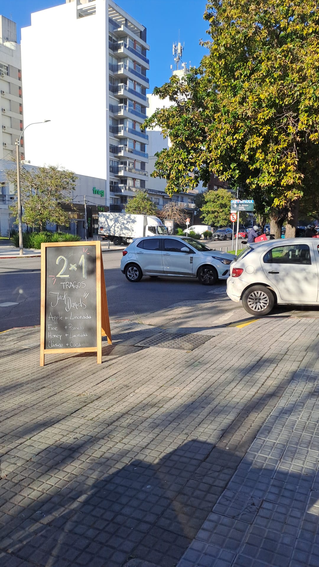 Carta de Tranquilo Café y restó, foto de mayo de 2026