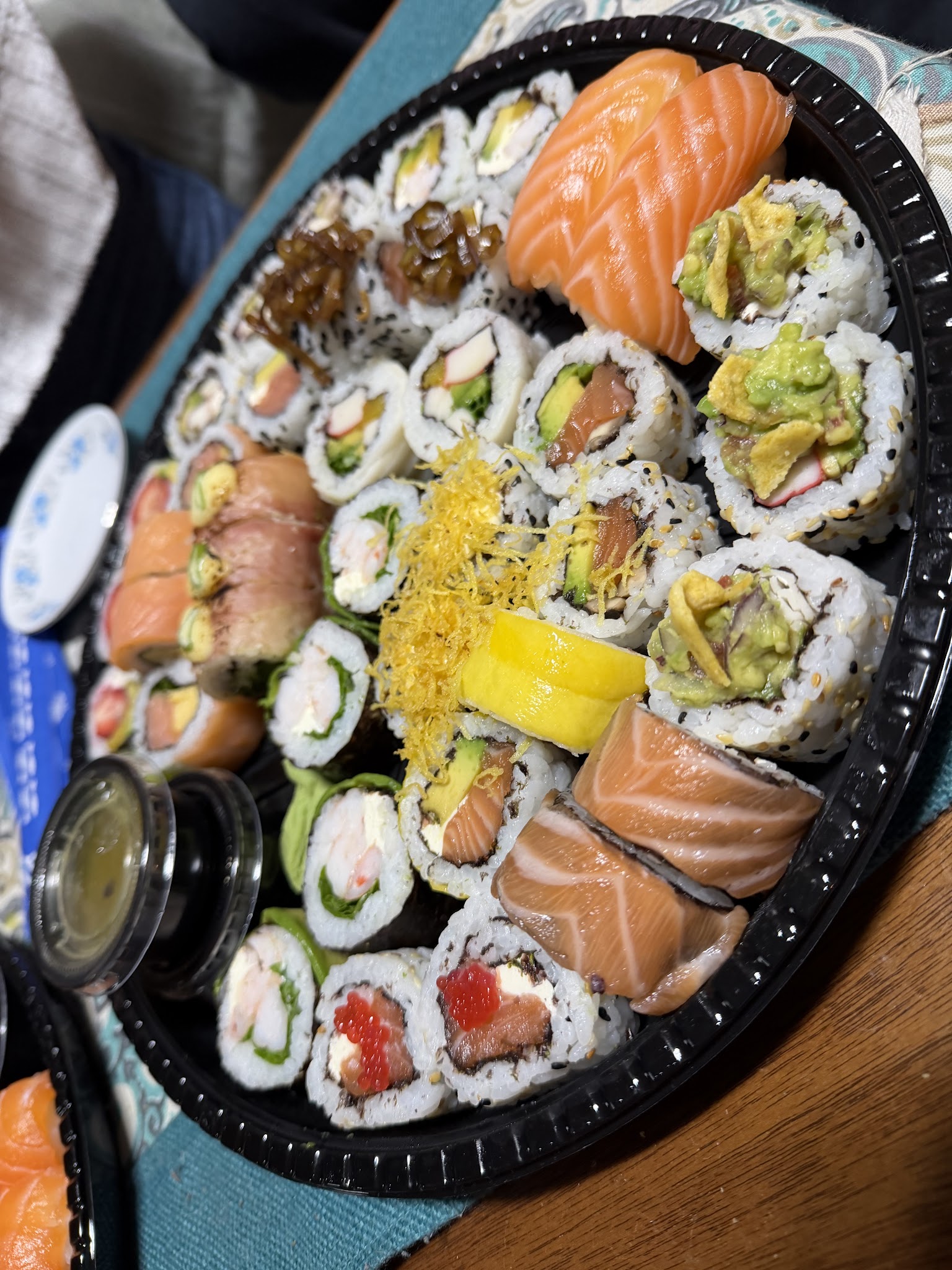 Sushi & Cakes By Caro