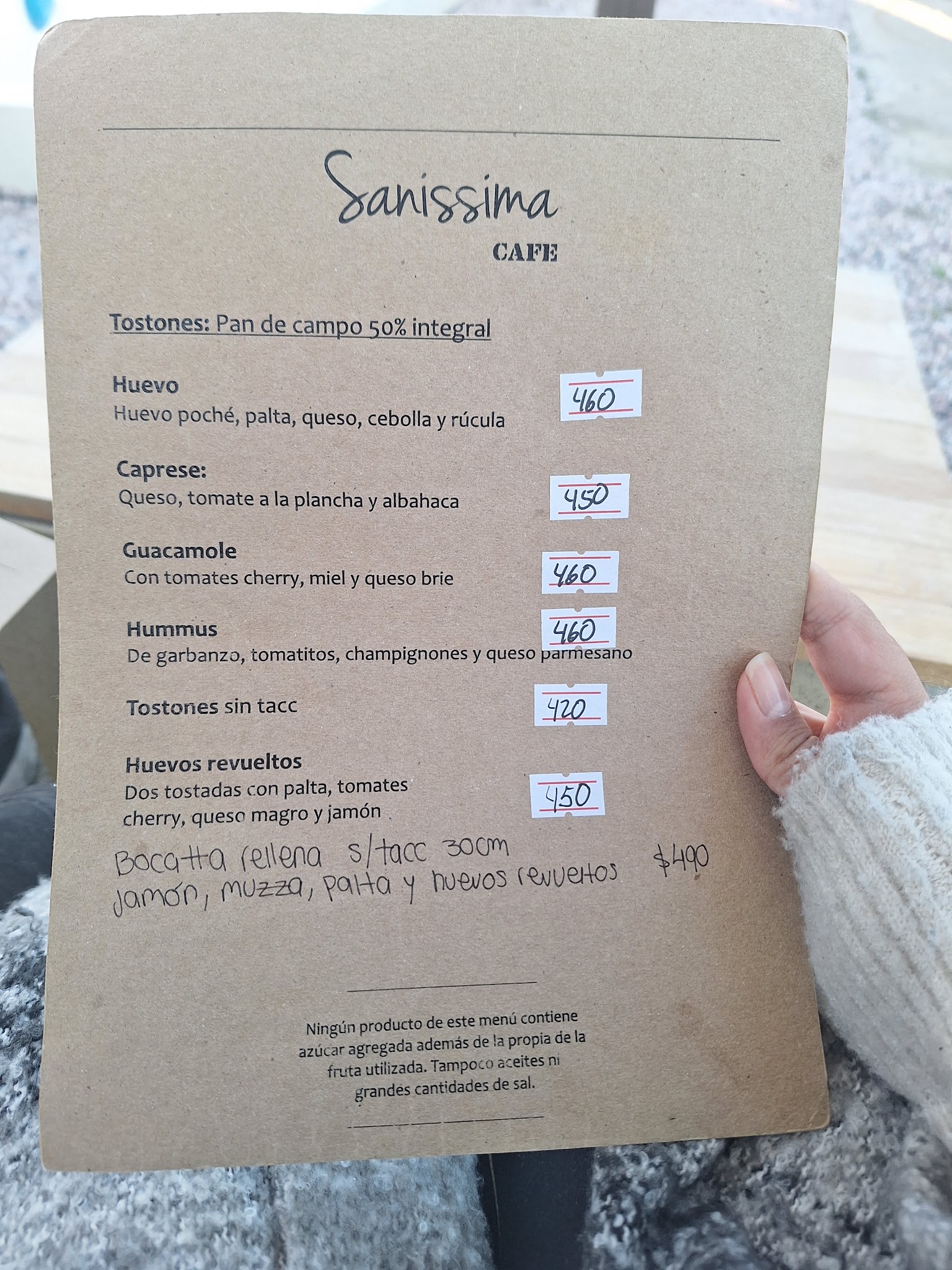 Carta de Sanissima cafe, foto de julio de 2026