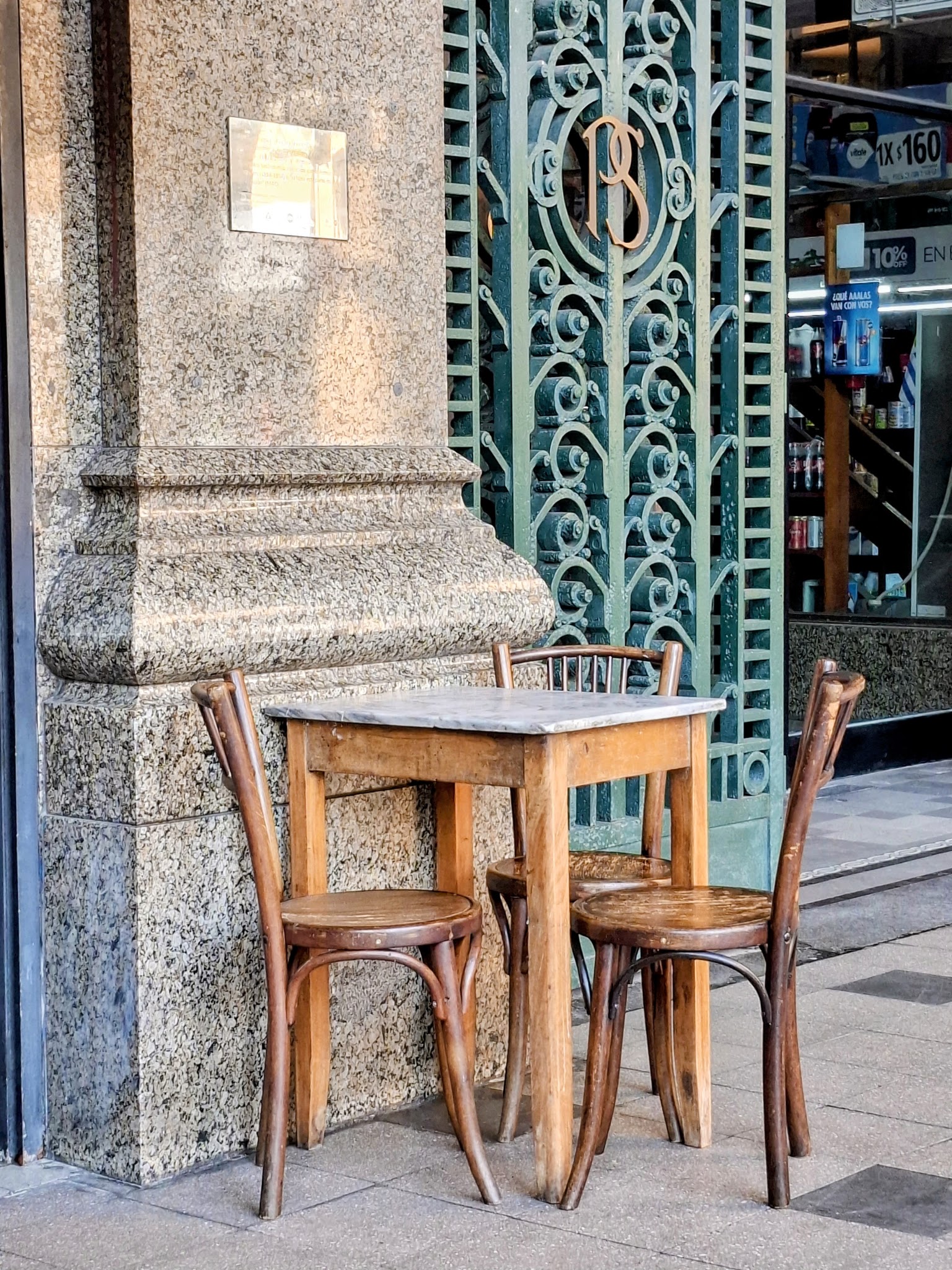 Cafe Social Club