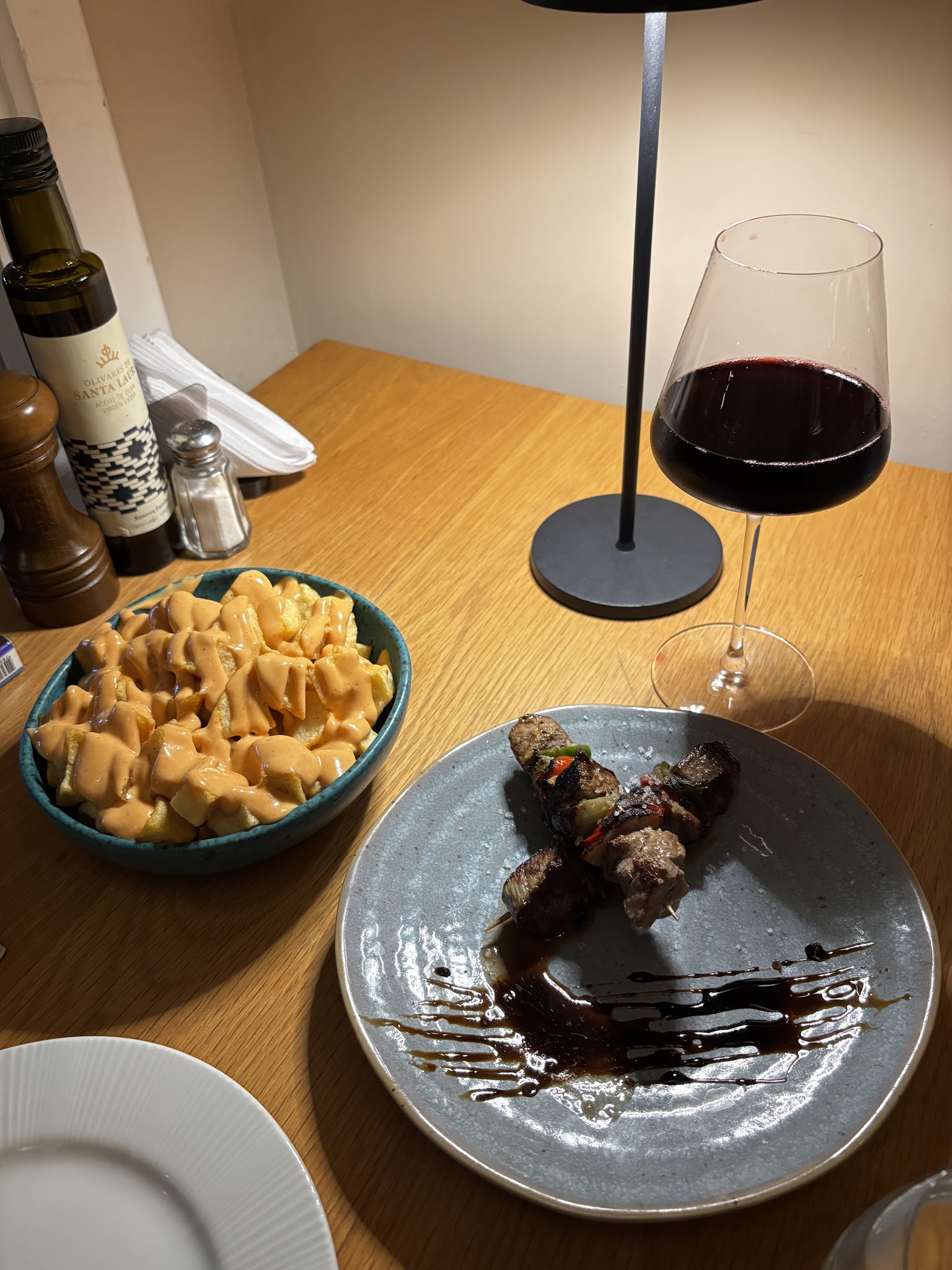 Bouza - Vinos y Tapas