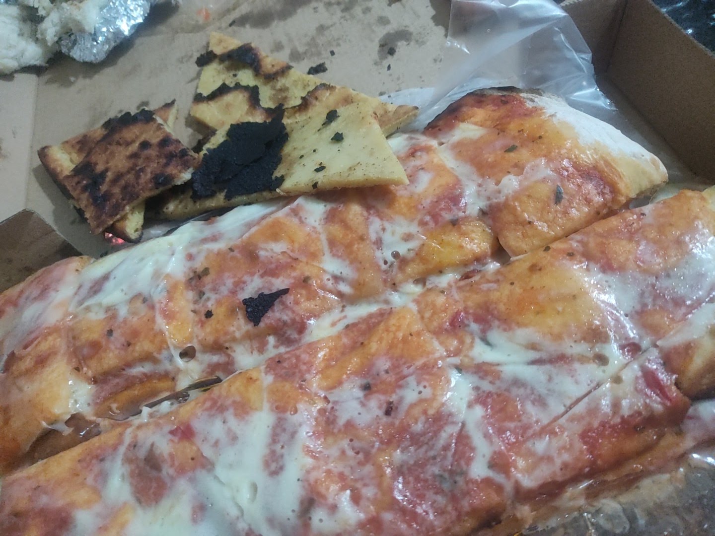 Pizzería y Bar “Dos Avenidas”