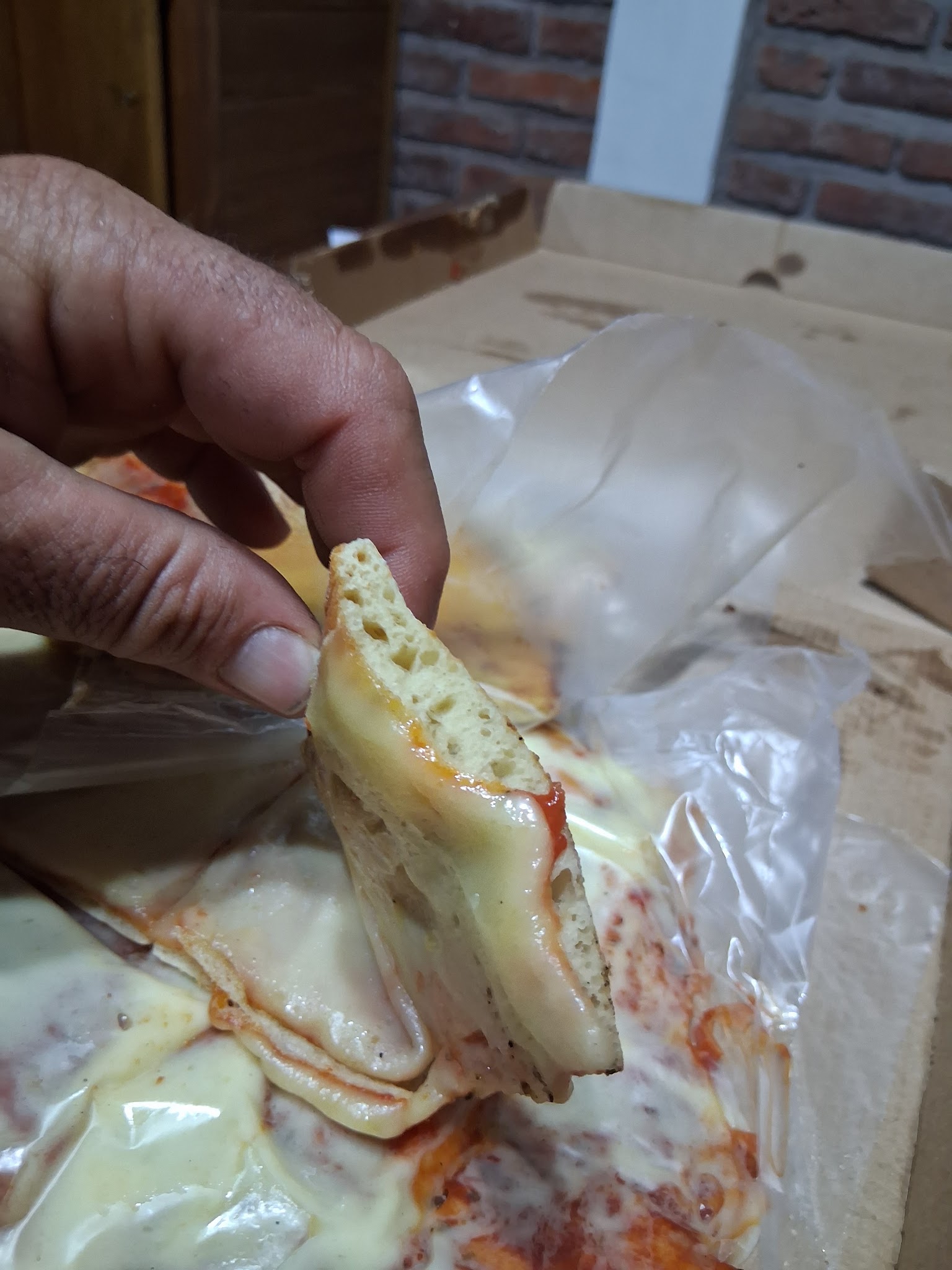 Pizzería y Bar “Dos Avenidas”