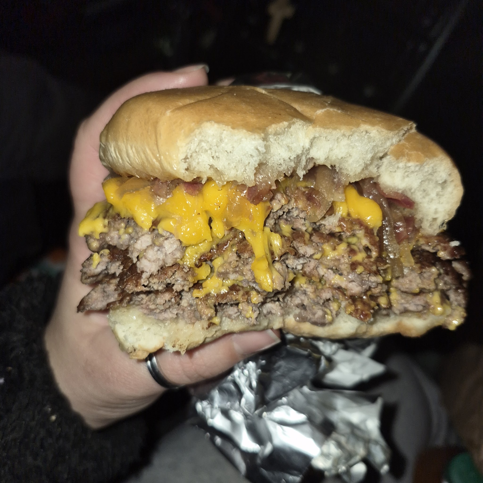 Feroz Burgers