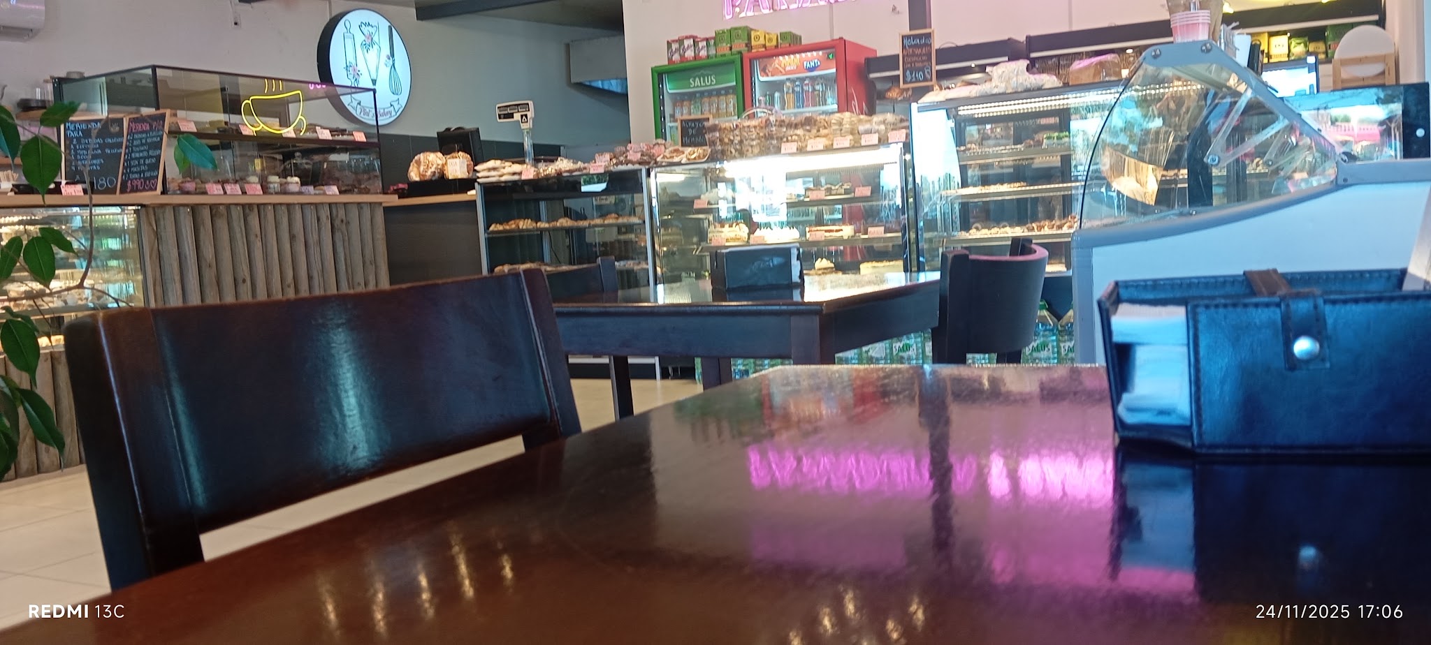 Panadería y cafetería De Madrid