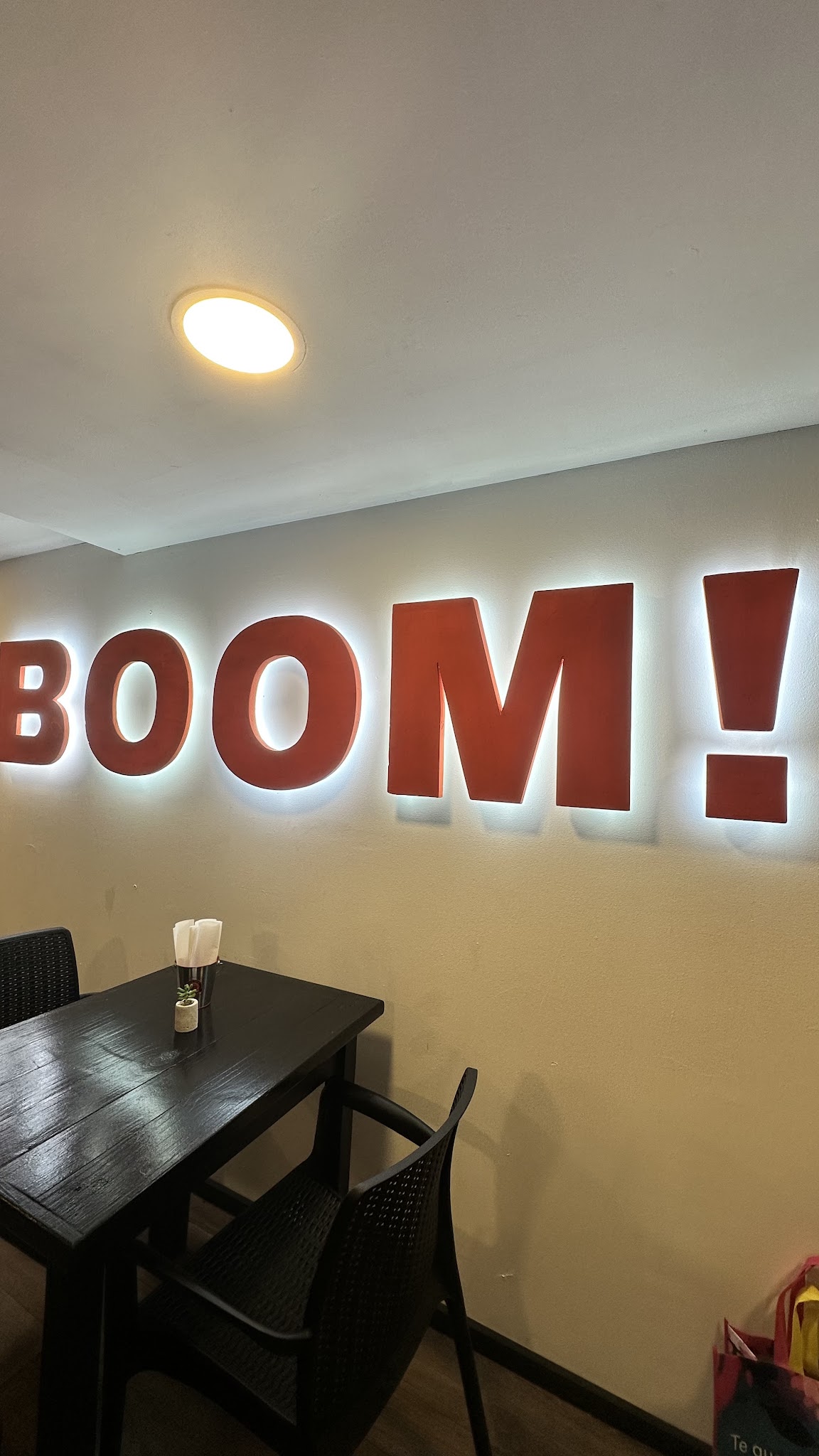 Boom! Burger House