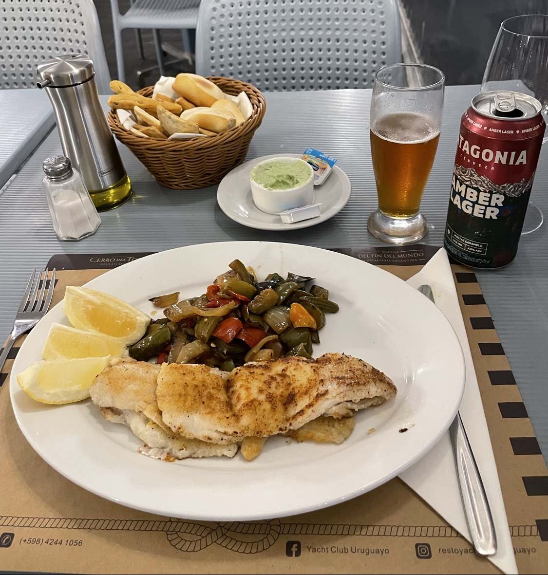 Yacht Club Uruguayo Restaurante