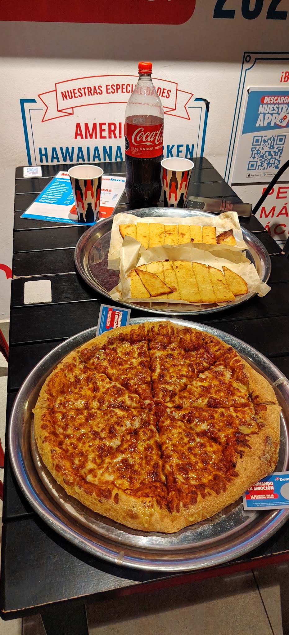 Domino's Pizza · Av. Joaquín Suárez