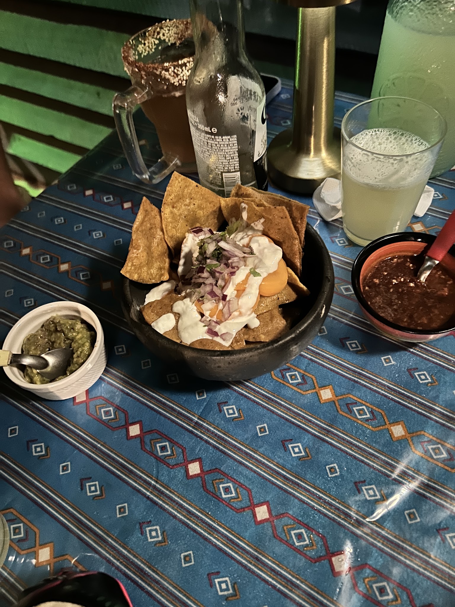 Canta y Come -Taquería Mexicana de Barrio-