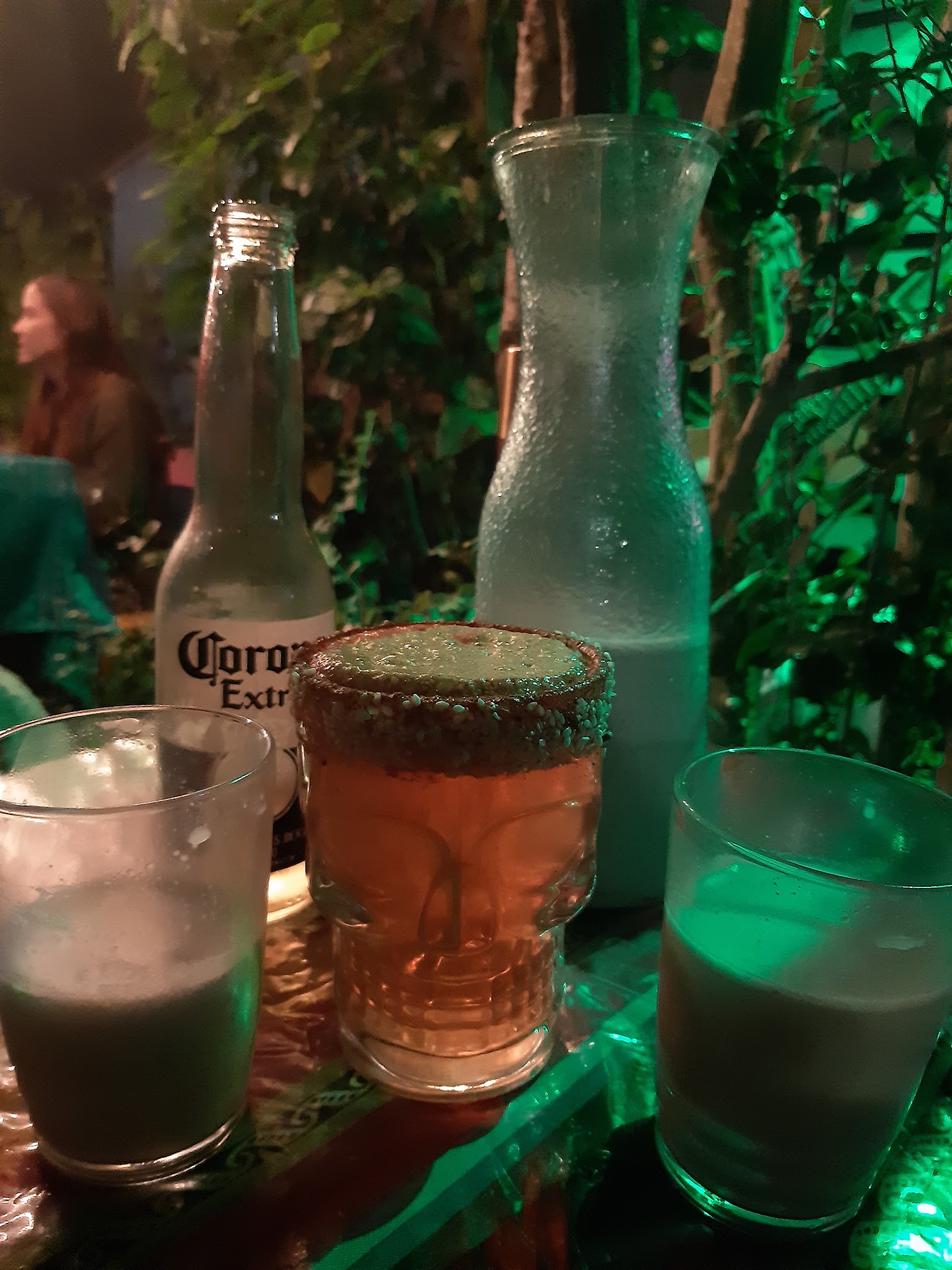 Canta y Come -Taquería Mexicana de Barrio-