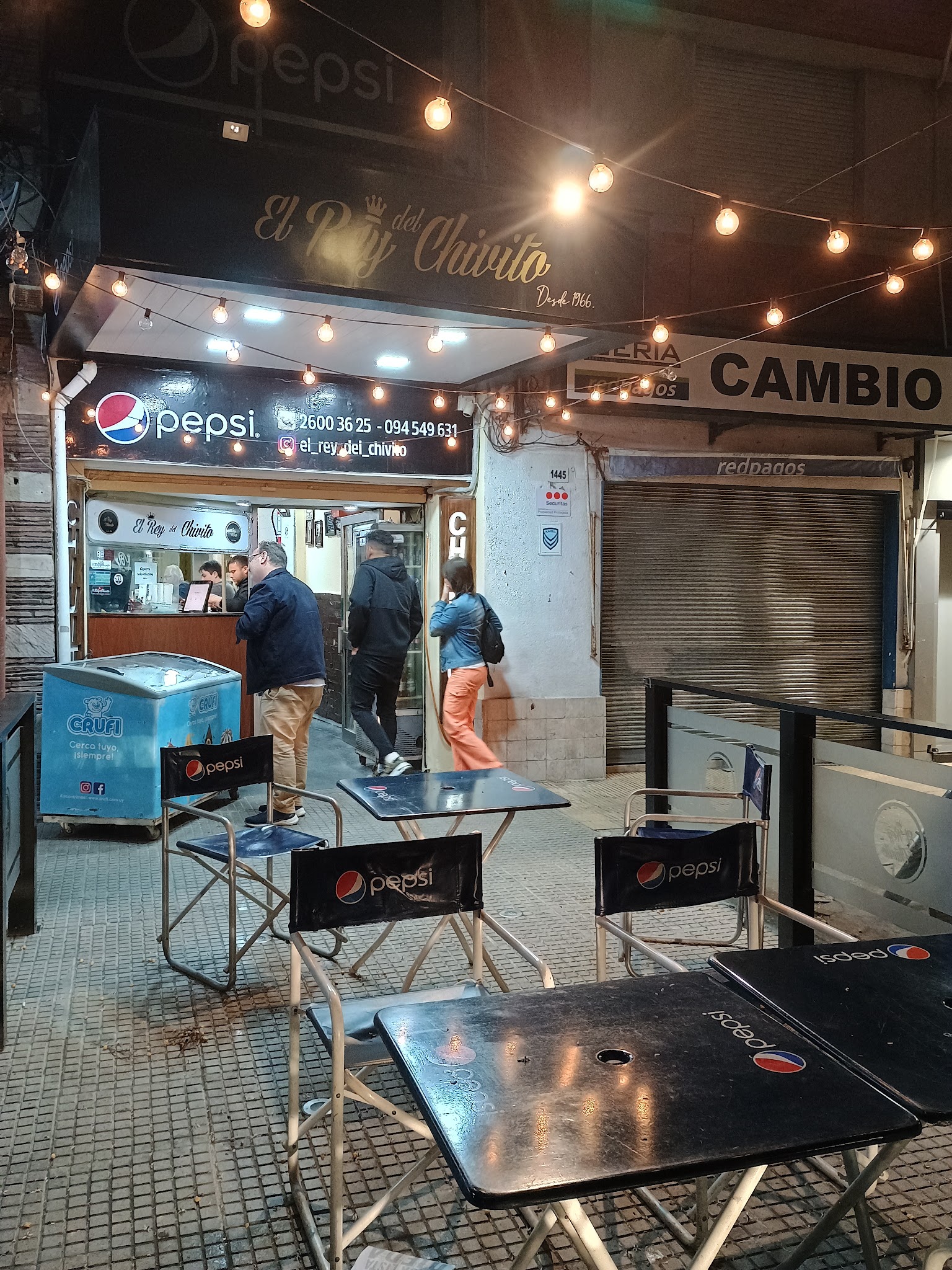 El Rey Del Chivito · Av. Gral. José María Paz