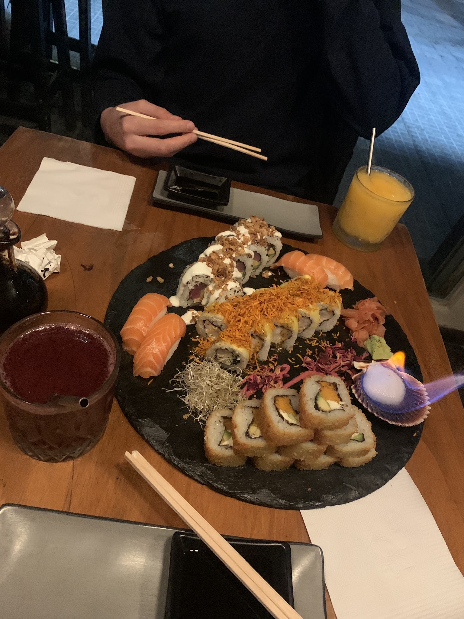 Meraki Poke Sushi Wok & Burger