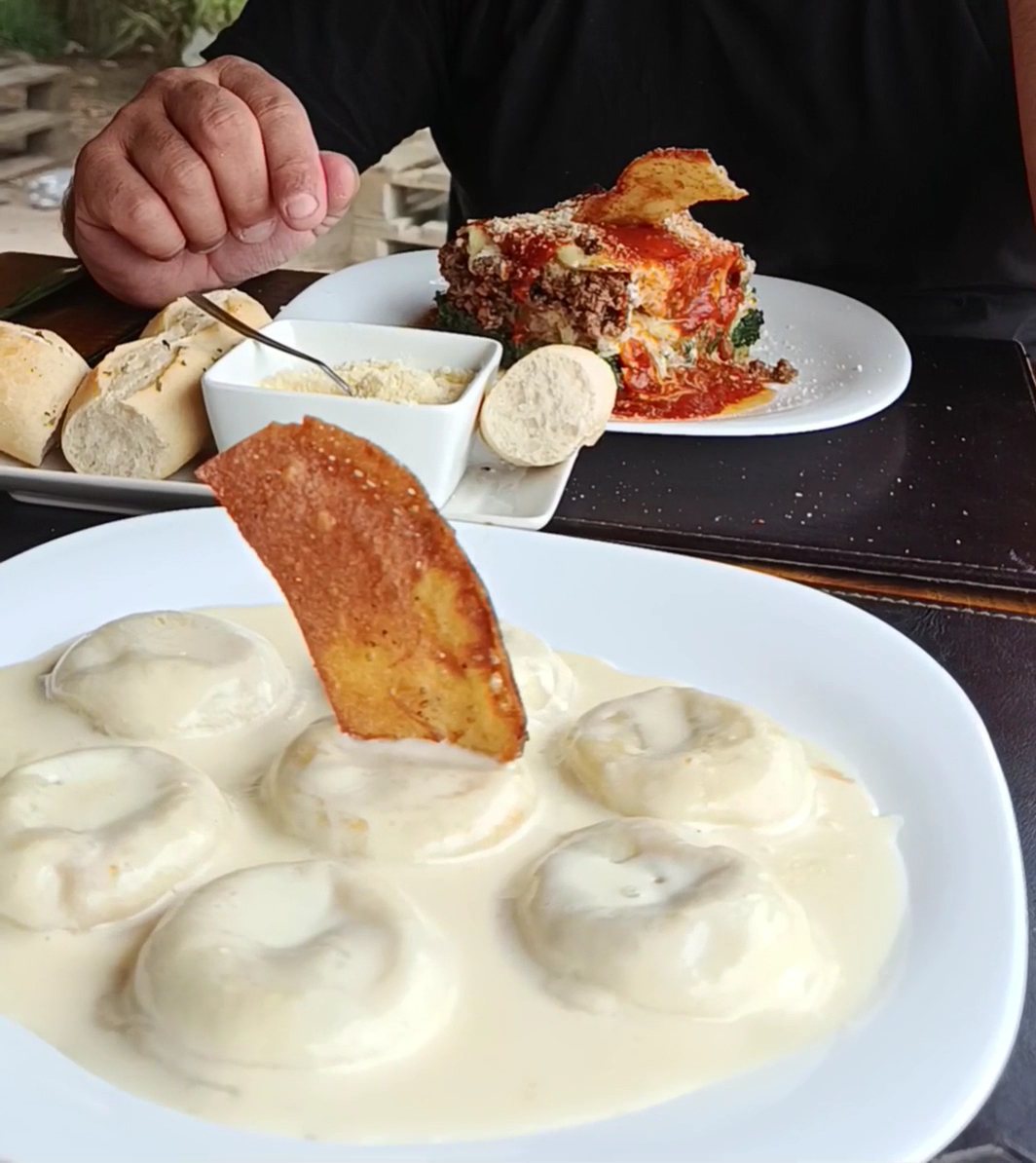 Empanadas De La Espiga - Pinar