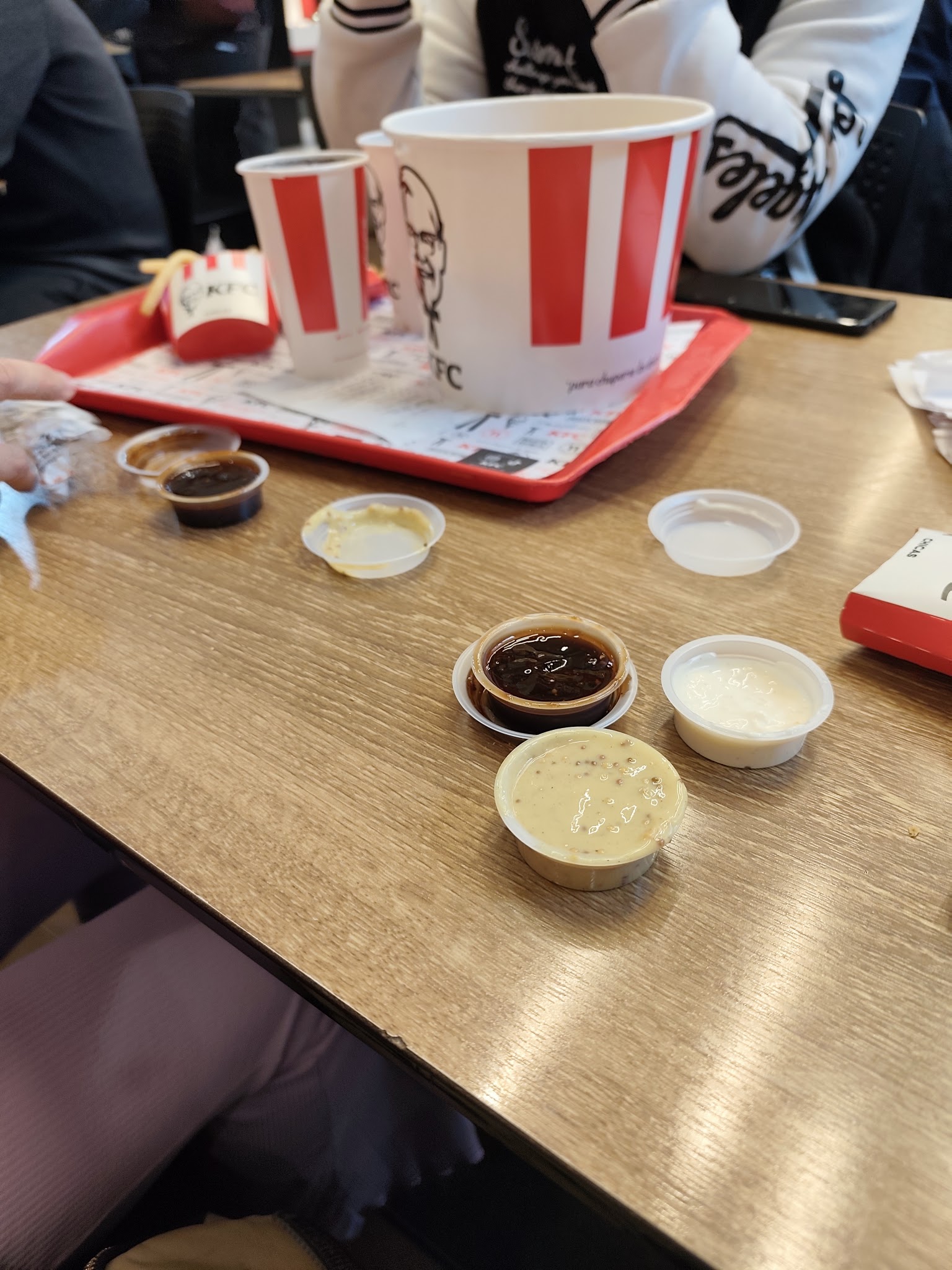 KFC · Av. Luis Alberto de Herrera