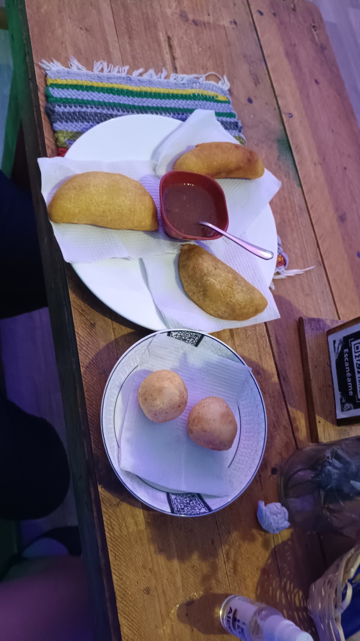 Raíces & colores (Arte-café)