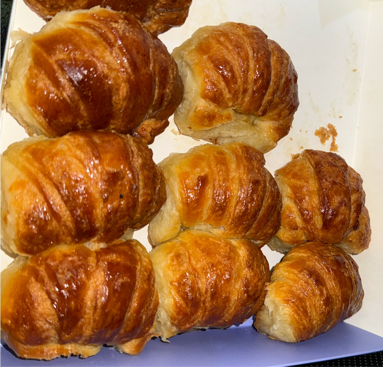 HELENA LA PASTELERIA · De la Residenta