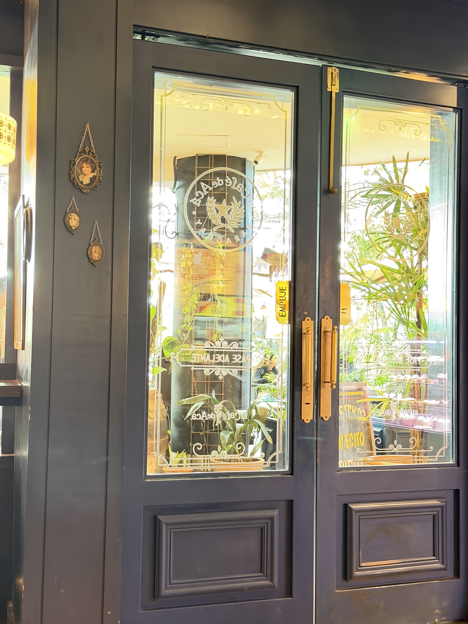 El Café de Acá - Paseo Galería