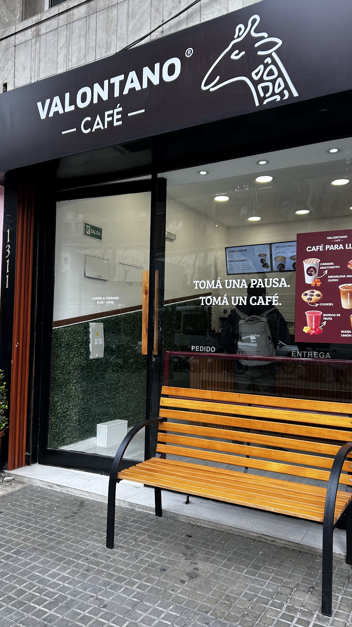 Valontano Café