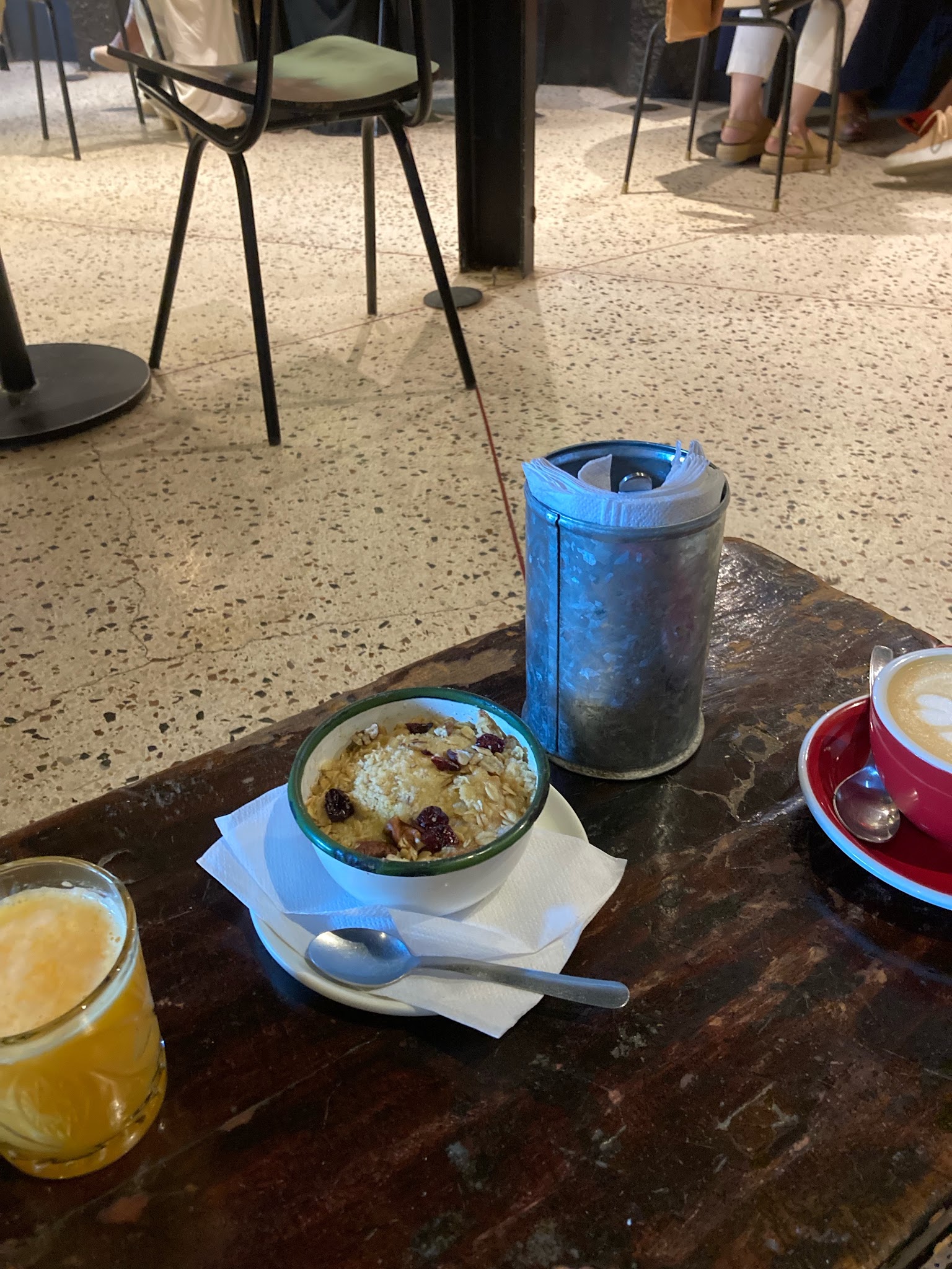 La Madriguera Café