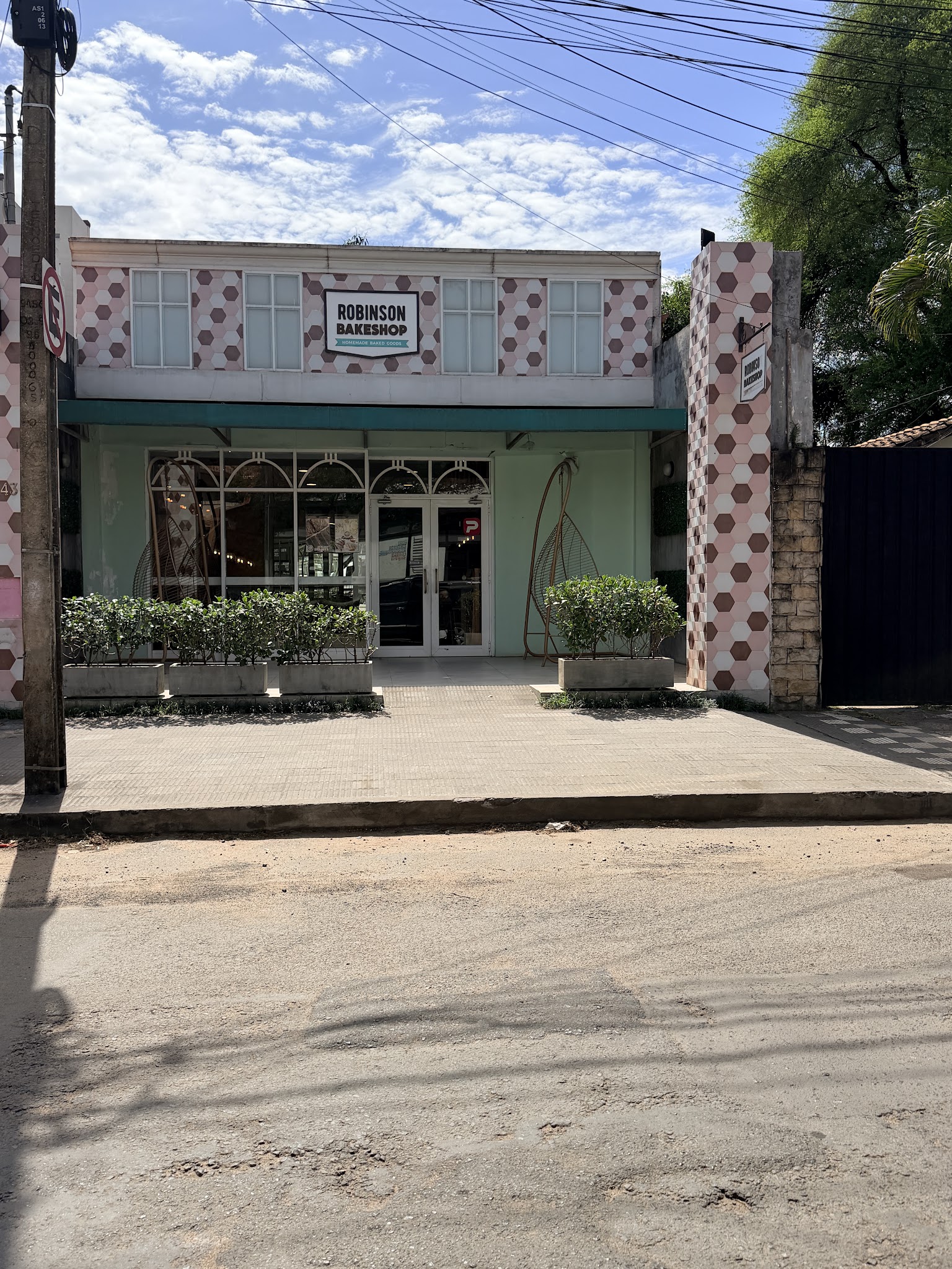 Robinson Bakeshop