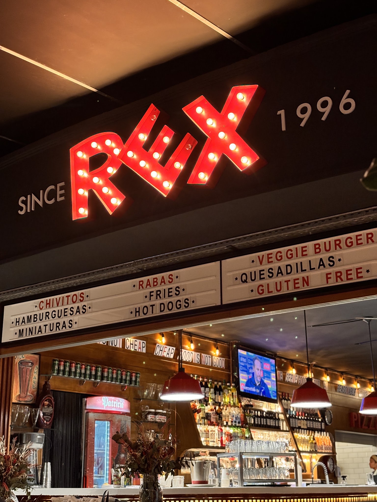 REX - Best Chivito in Town