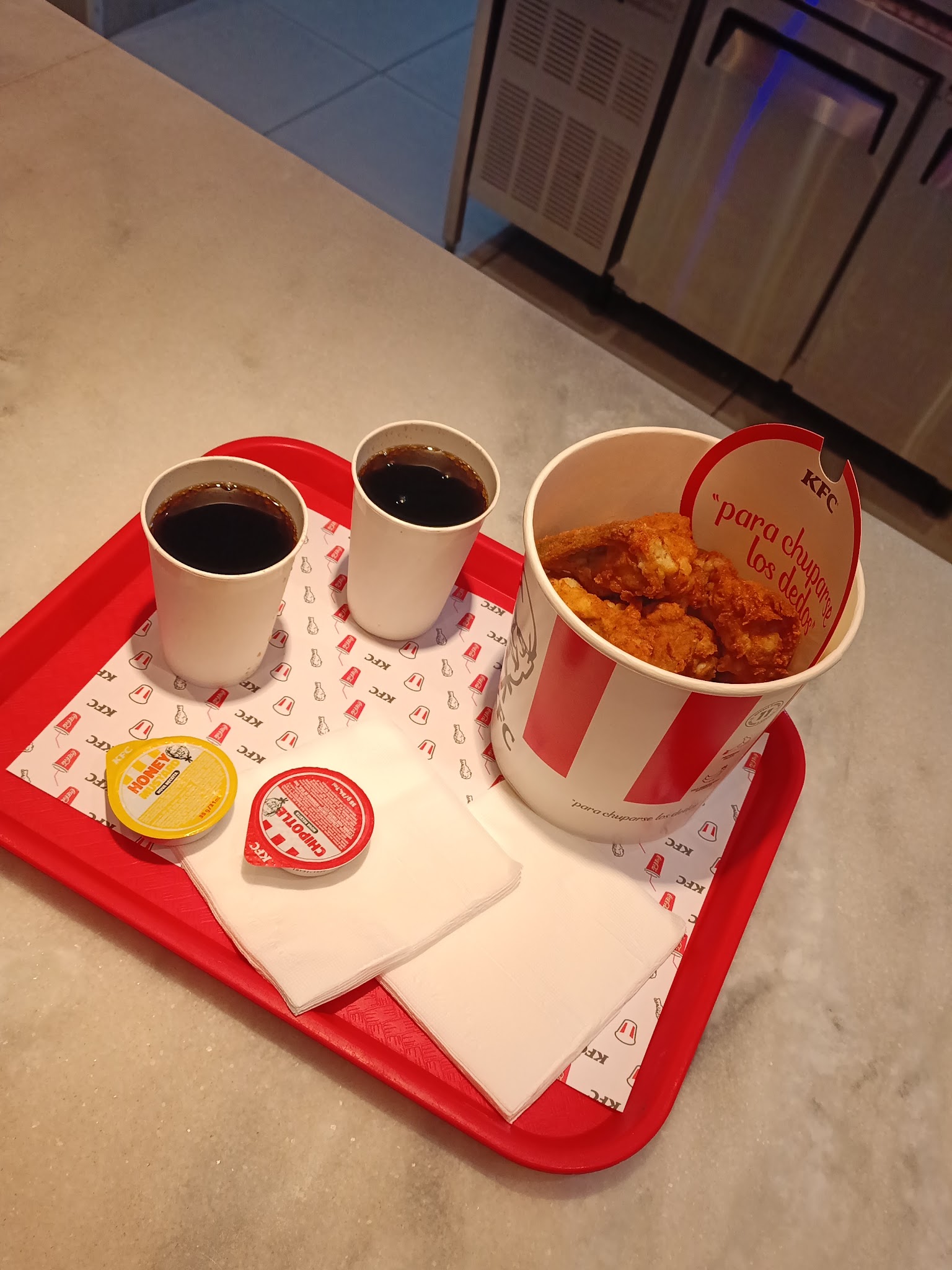 KFC · Av. España