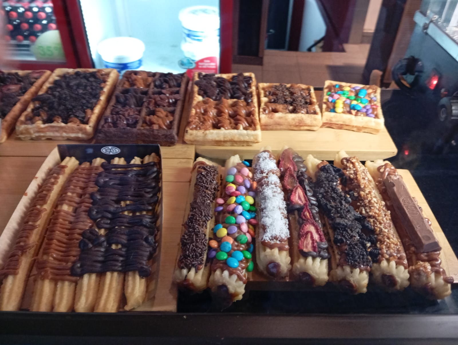 Boxes Snack Bar