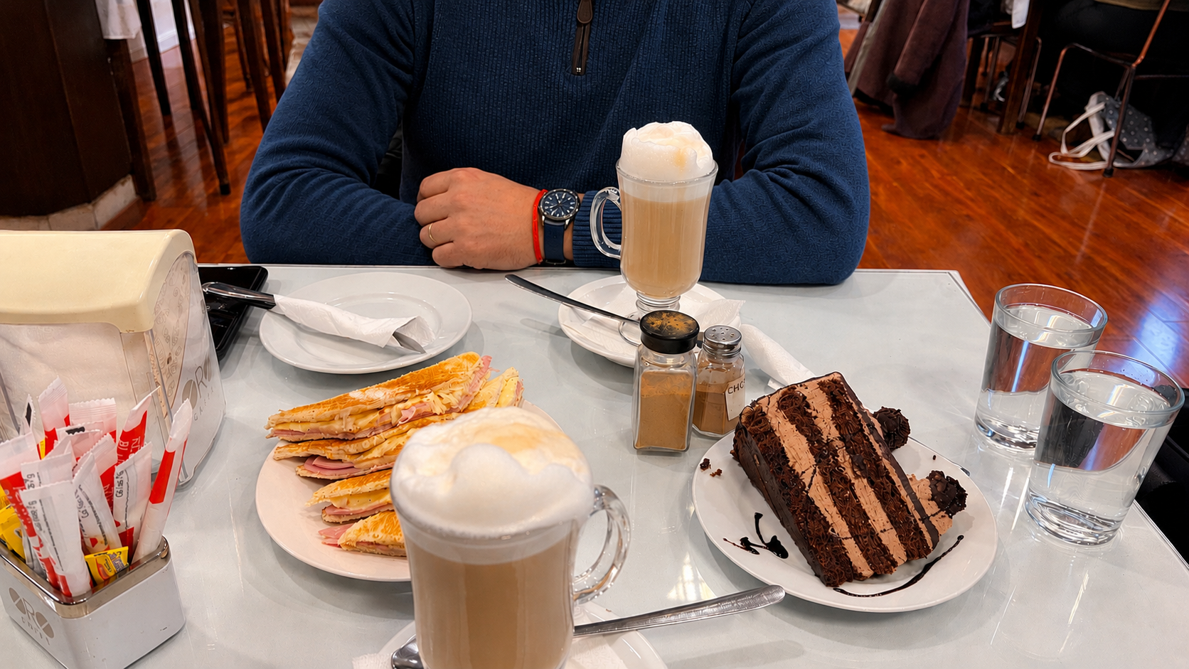 Gold Of The Rhine Cafe