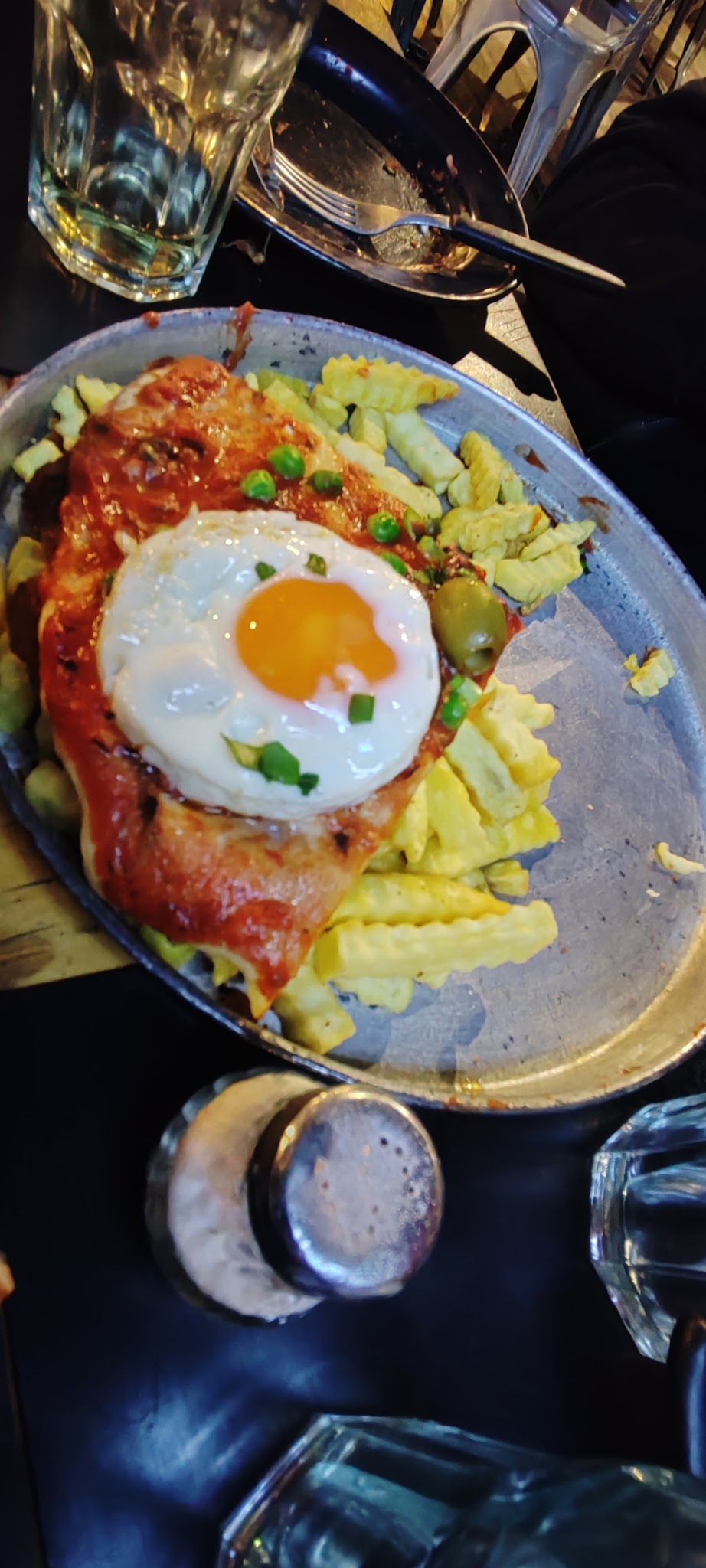 El Club de la Papa Frita · Av. 8 de Octubre