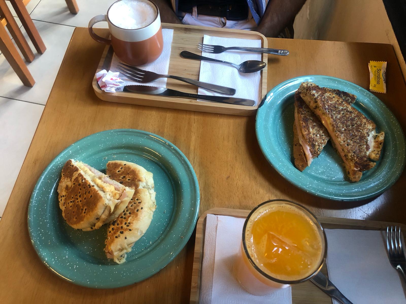 Theo's