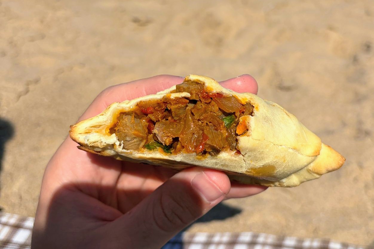 100% Artesanal Empanadas