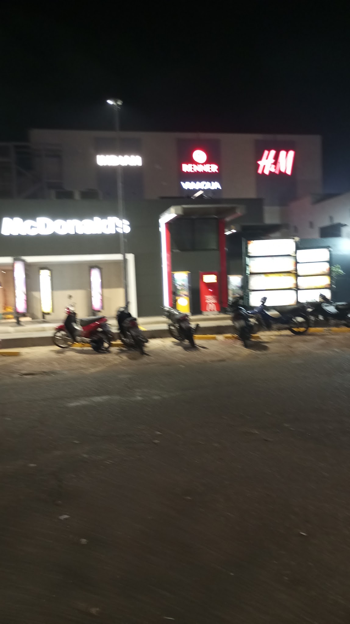 McDonald’s · Av. Roosevelt