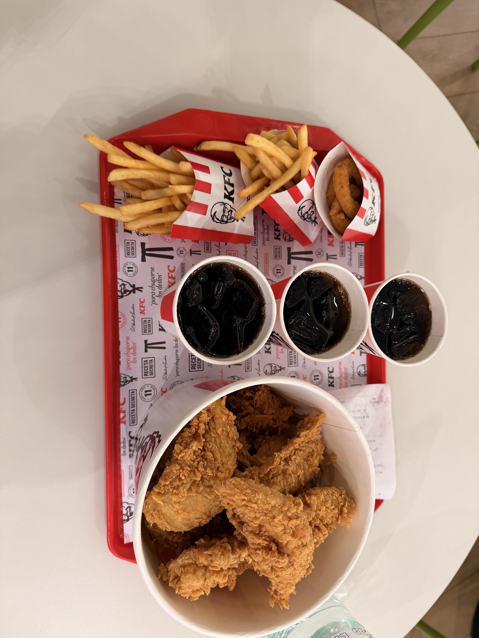 KFC · Av. Italia