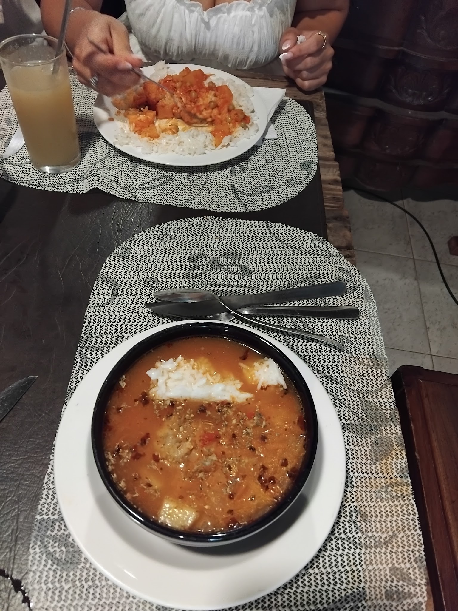 Flores Dor - Miel, Masa madre & Café