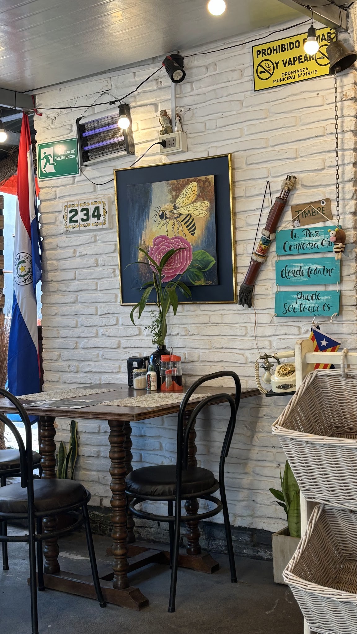 Flores Dor - Miel, Masa madre & Café
