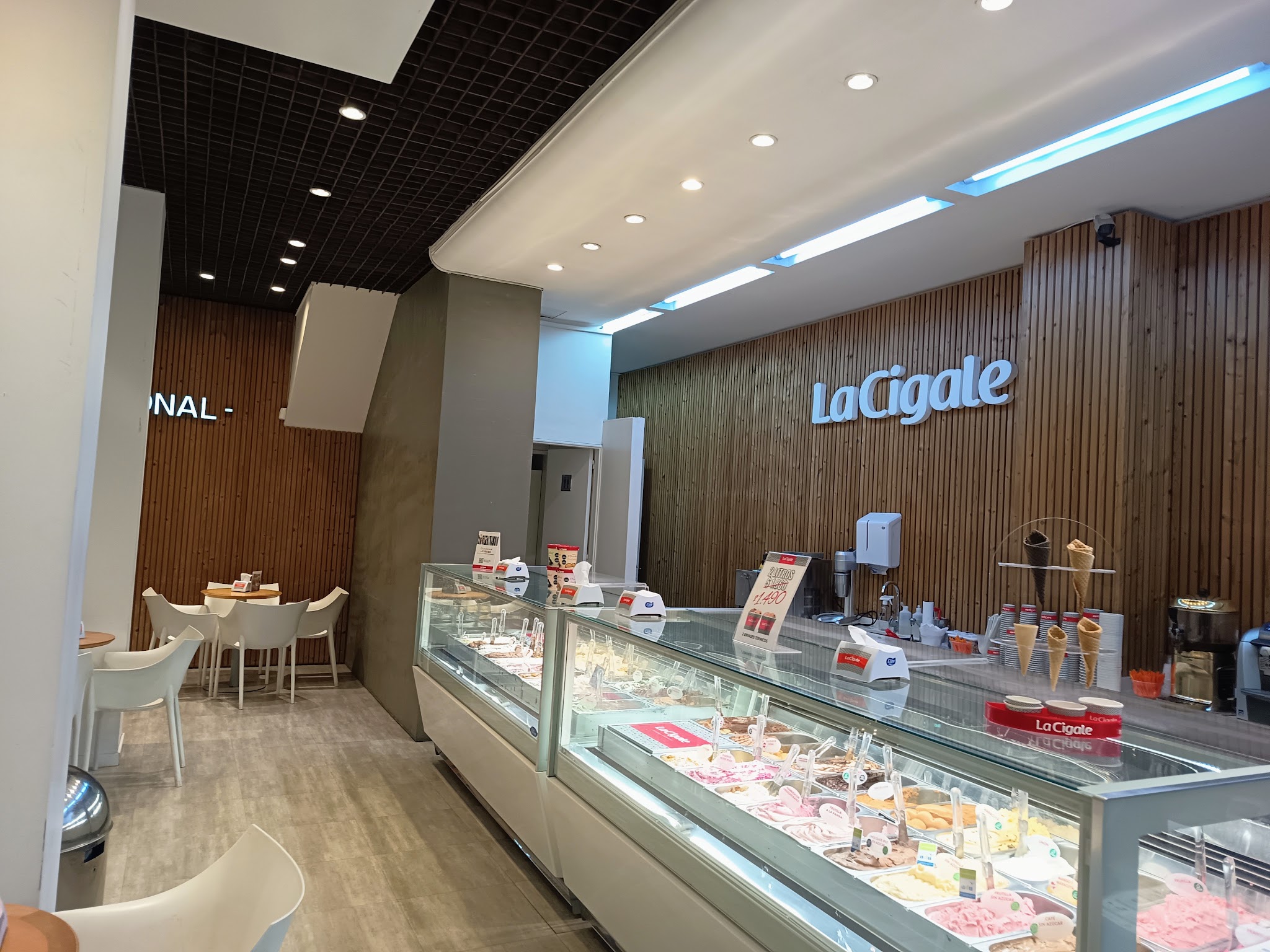 La Cigale · Roque Graseras
