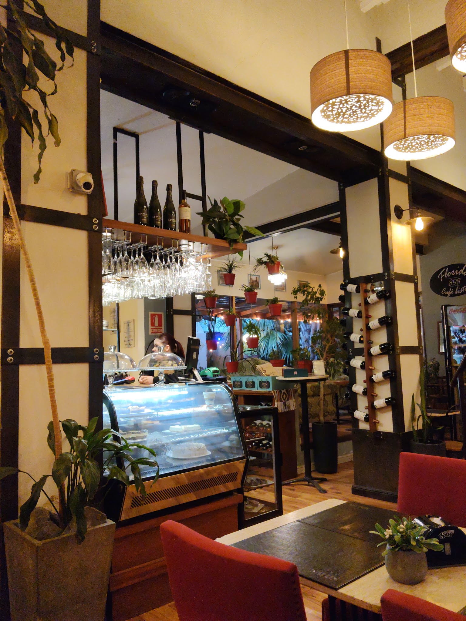 Florida 898 Café Bistró