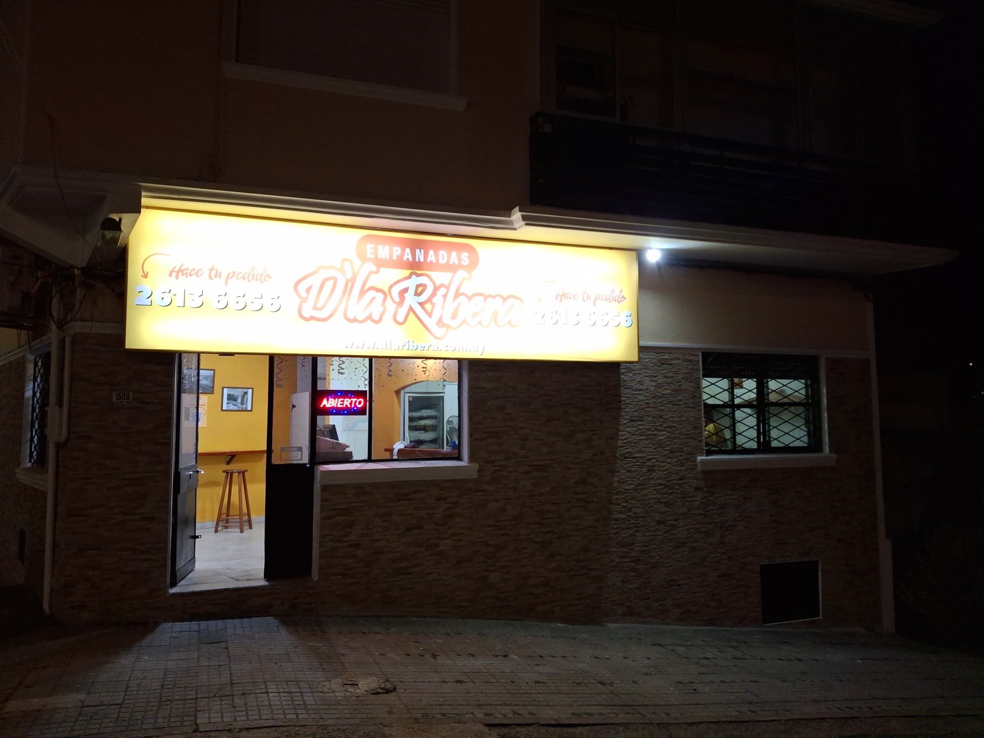 D'la Ribera Empanadas Buceo