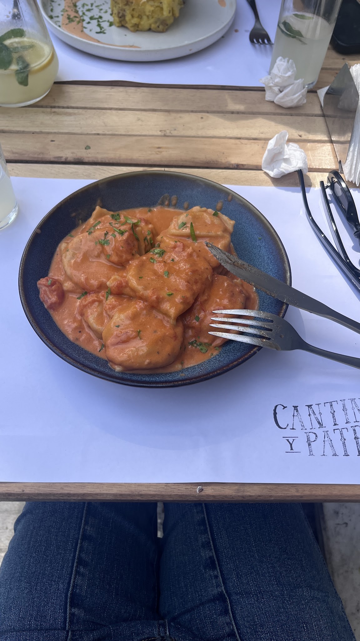 Cantina y Patria