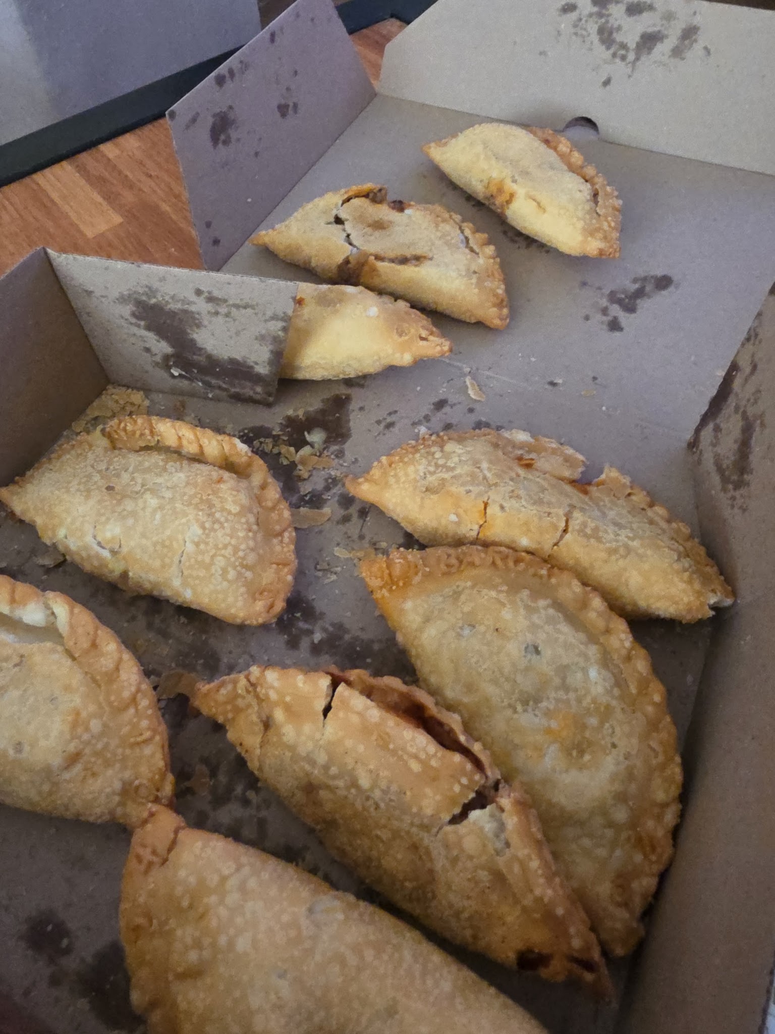 La Barca Empanadas y Pastas
