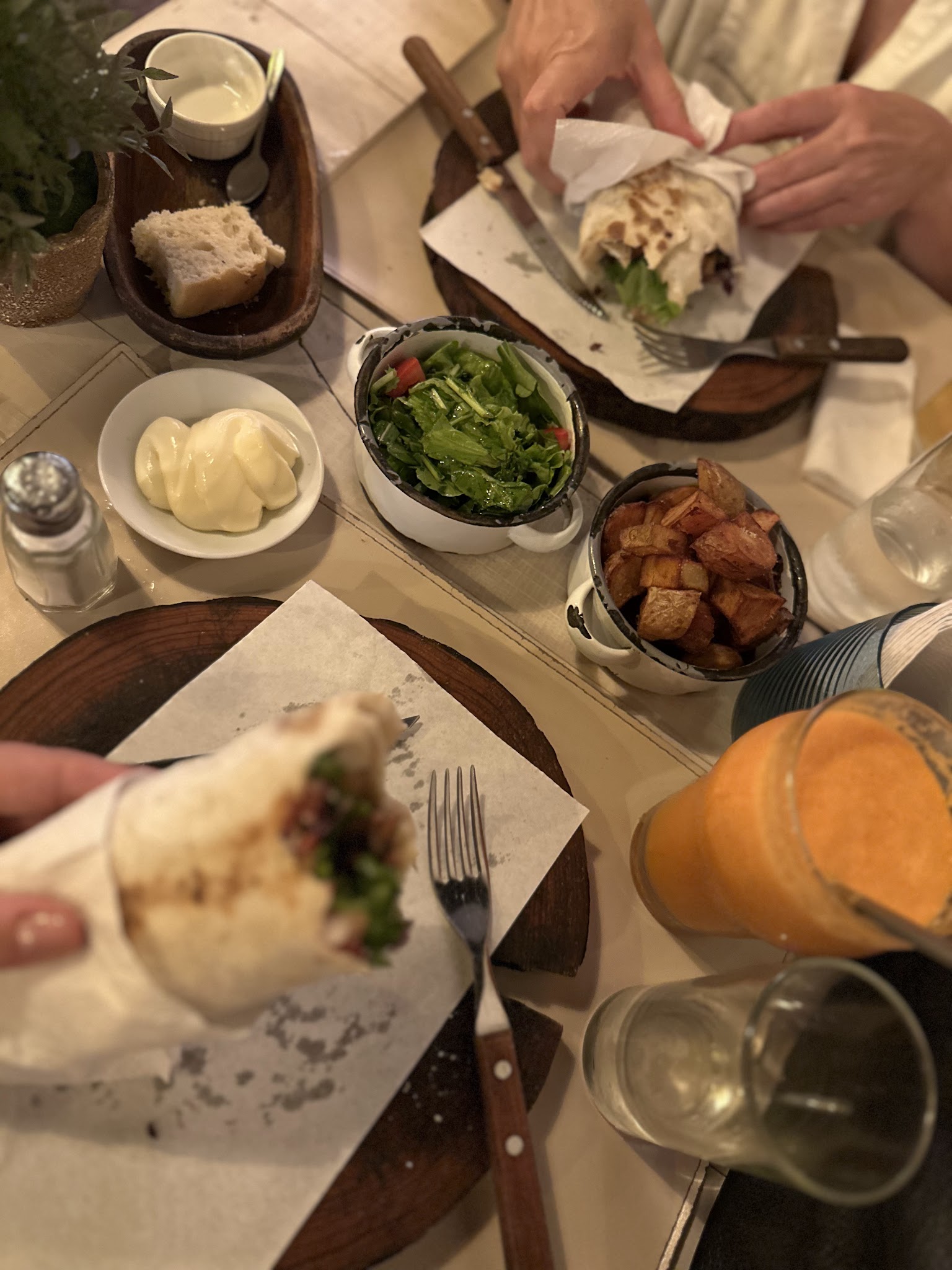 Ola La Resto