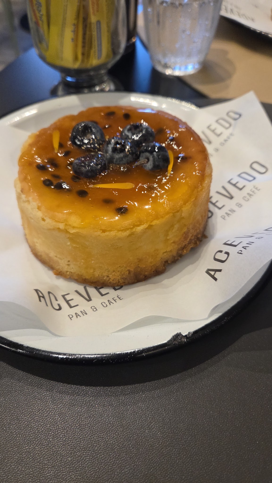 Acevedo pan & café