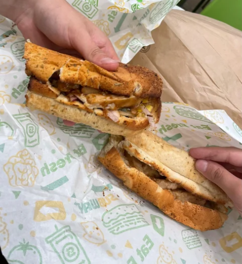 Subway · B Shopping Portones