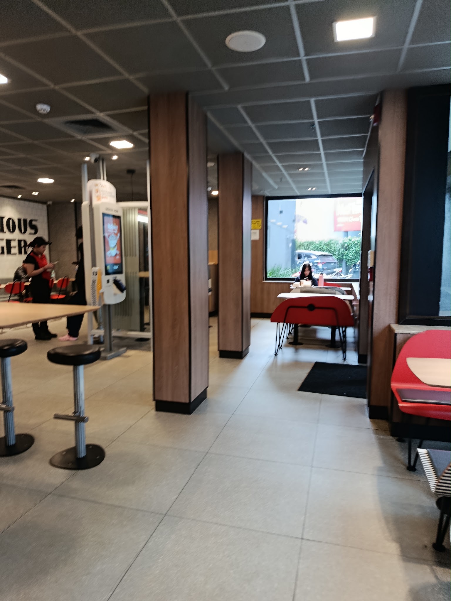 McDonald's · Prof. Antonio Maidana Campos