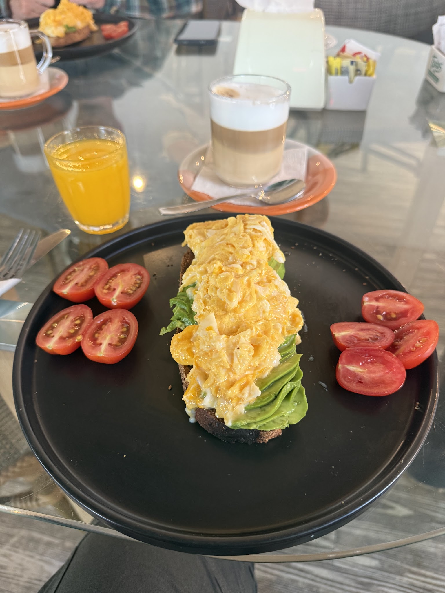 Cafe de Tomy