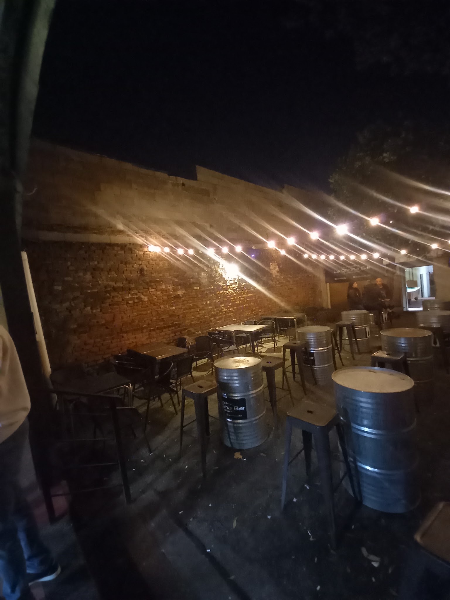 La Oficina Bar