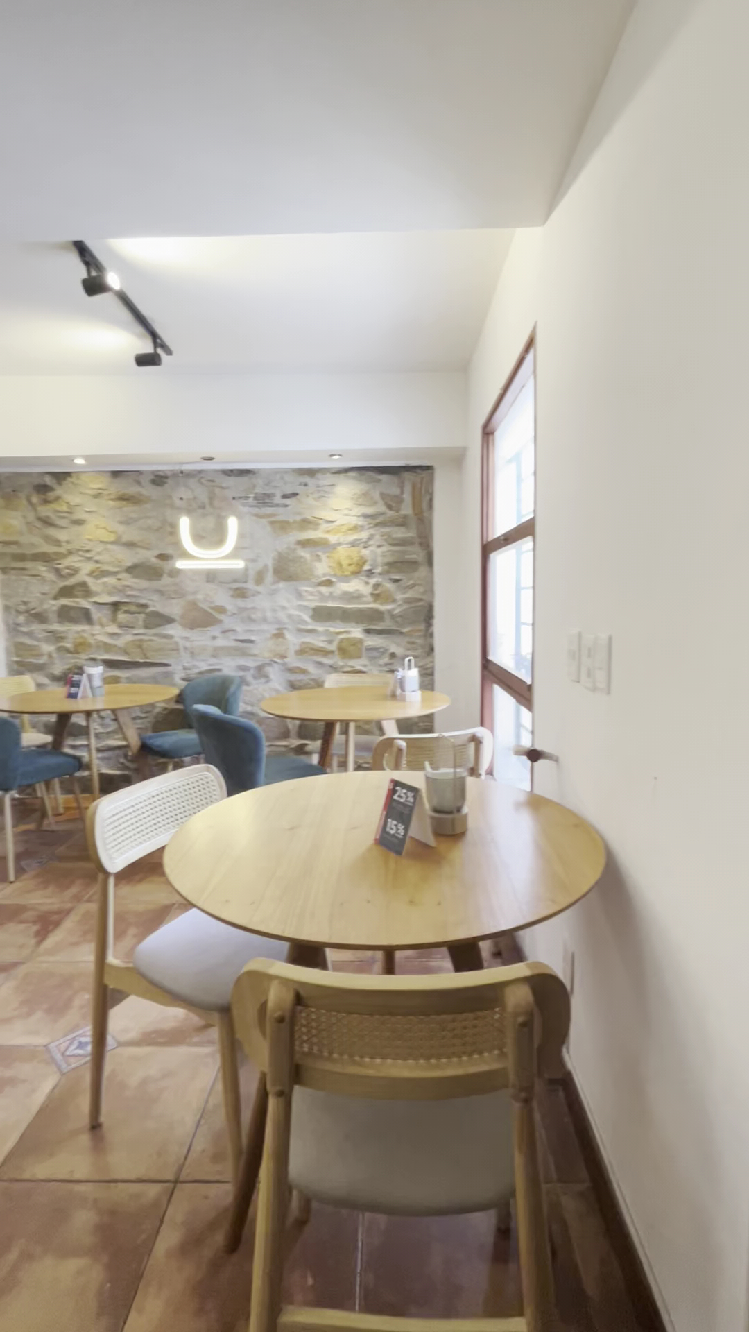 Icónico Café
