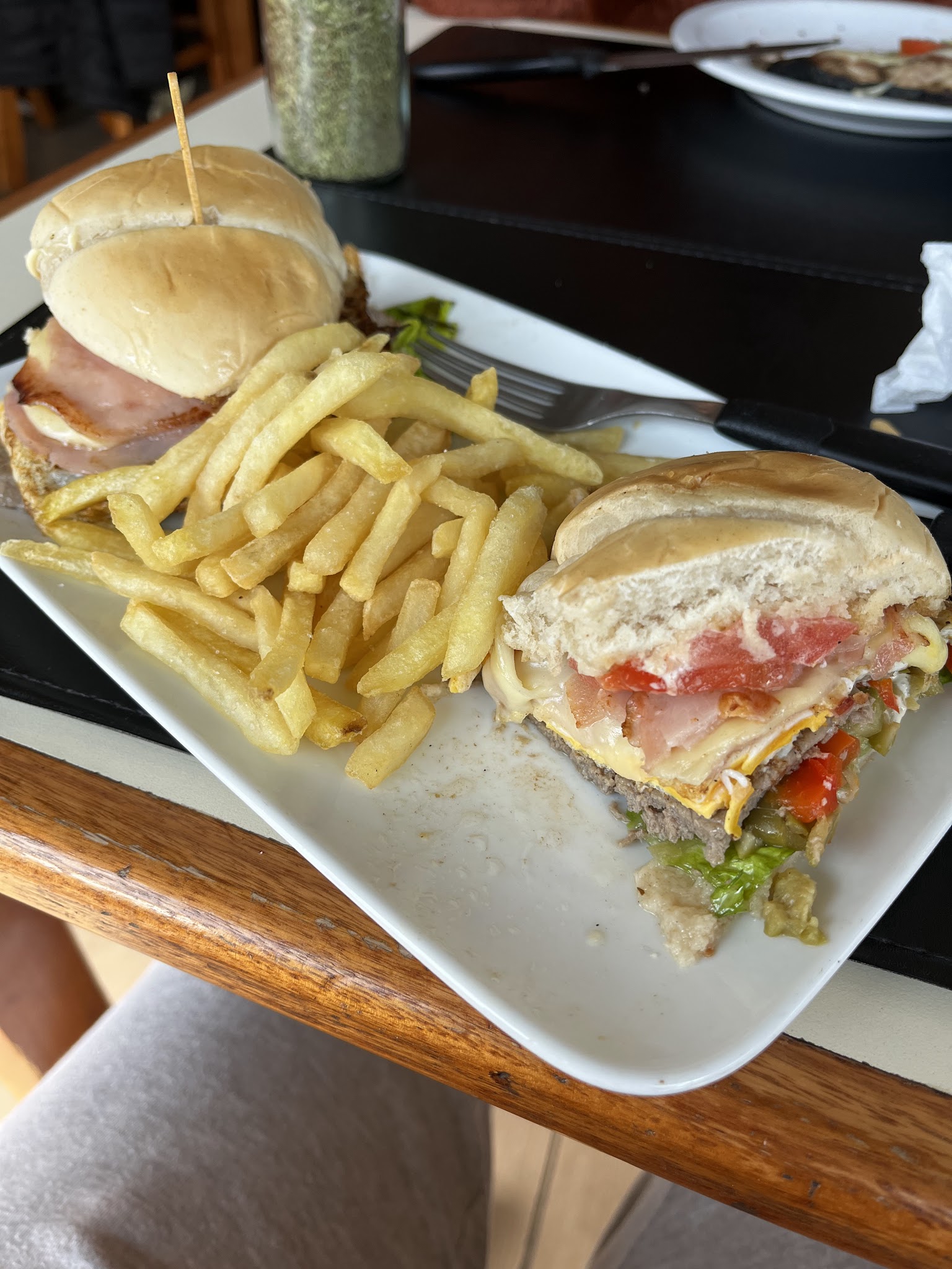 51 Bar
